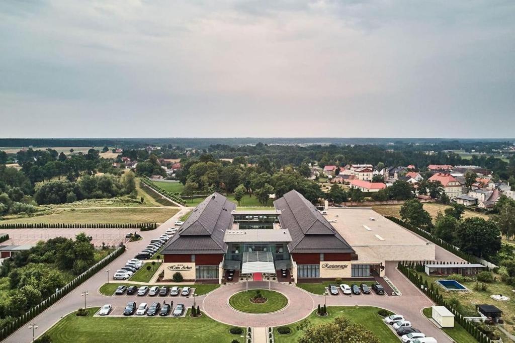 호텔 아카스 Prószków 외부 사진
